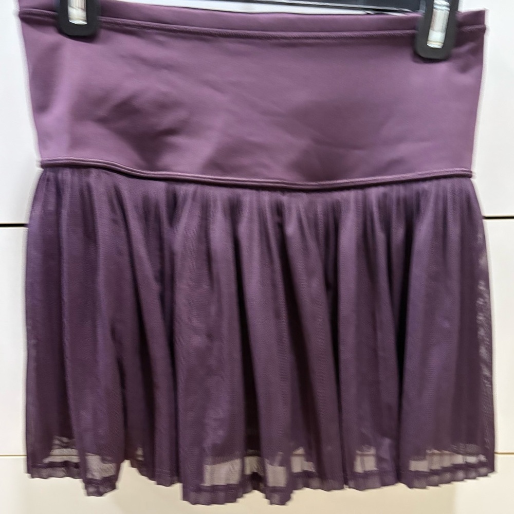 Athleta A-game mesh tennis skirt 💜